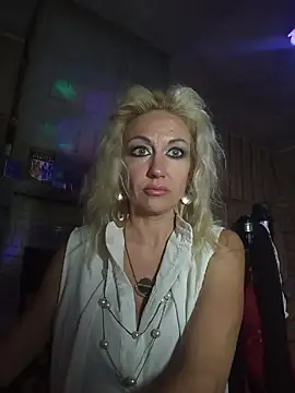LilaniLoverx online show from July 14, 8:46 pm