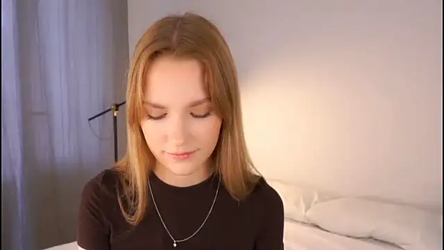 Helenspenss  online show from November 12, 9:24 pm