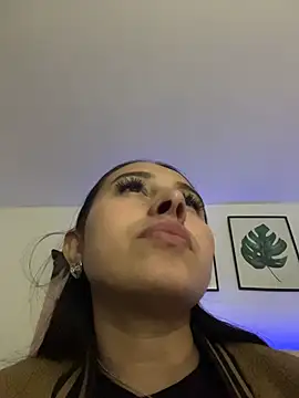 BIJOU SECRET online show from August 3, 4:27 am