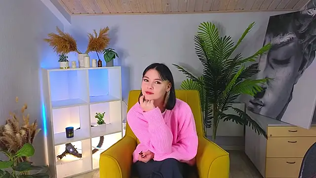 AdriaMaille online show from October 28, 7:14 am