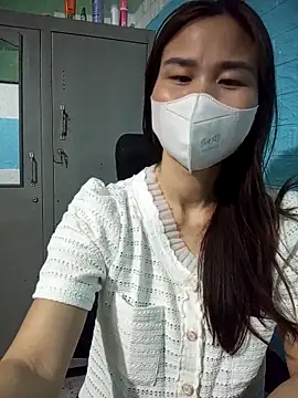 Donatella28 online show from April 15, 11:55 am