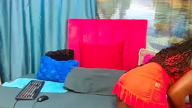 Lisa-001 online show from April 8, 11:23 am