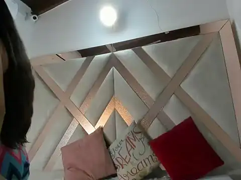 Cassandra Armani online show from November 6, 2:39 am