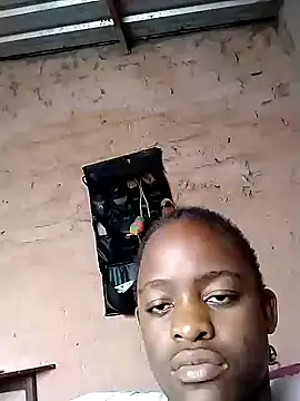 Blondecurv24 online show from December 4, 9:22 am