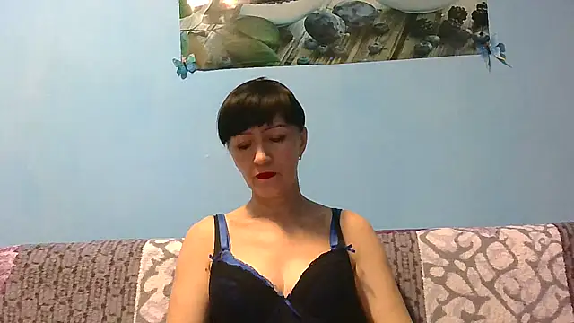 IffetLove42 online show from April 19, 6:32 pm