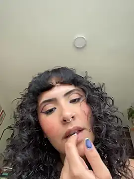 SugarTroubl33 online show from April 18, 3:03 pm