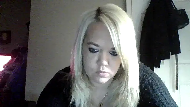 SilverSeductress online show from February 3, 4:54 am