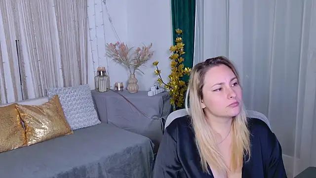 EngelHelene online show from November 22, 10:18 am