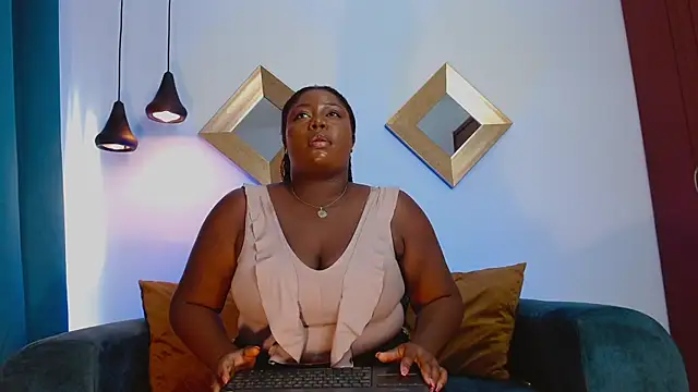 SusanPosa online show from October 28, 10:03 pm