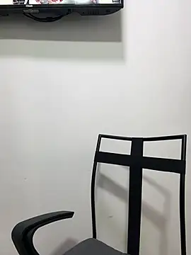 Kim Luna1 online show from February 18, 8:57 am