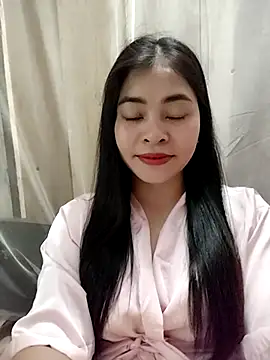 Bamboo-niee123 online show from April 18, 1:19 am