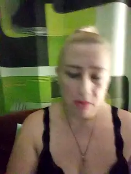 Esenia505 online show from December 17, 2:06 am