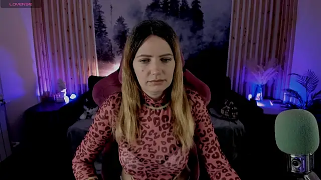 AleksaLaurent online show from November 3, 5:55 am