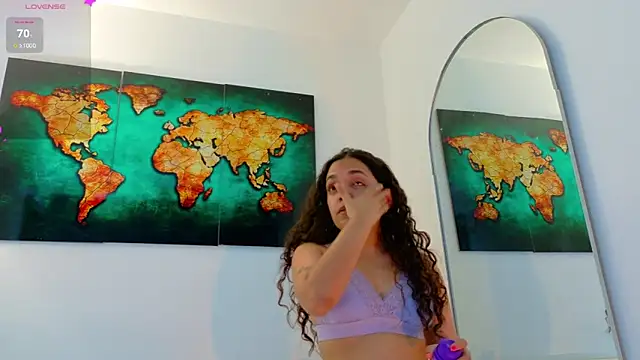 R3d Moonss   online show from February 15, 6:18 pm