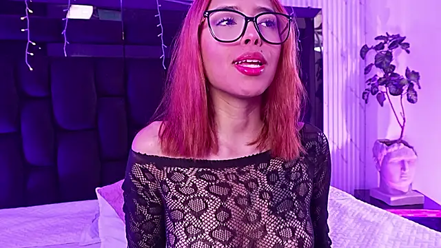 LilithLuxorr online show from February 20, 1:56 pm