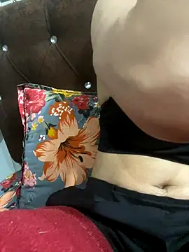 Heena Sharma982 online show from November 20, 8:04 am