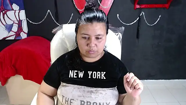 serenamystsh online show from November 7, 9:09 pm