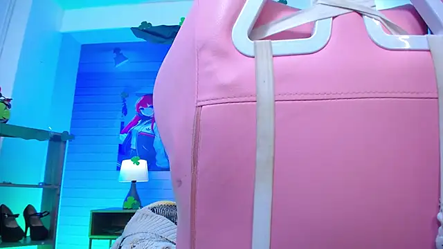 roseefancy19 online show from March 18, 12:43 pm