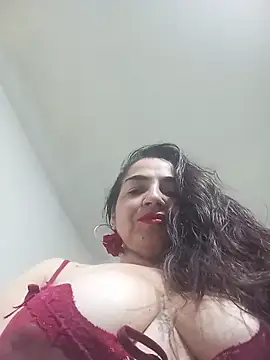 MaryRoze  online show from April 14, 2:00 am