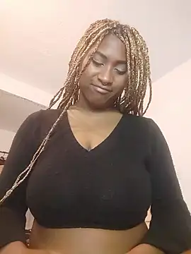 EvonyFoxxx online show from January 18, 1:46 am