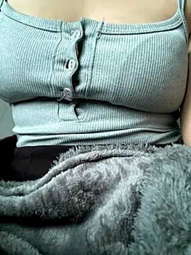 lylyyou online show from December 2, 6:26 am