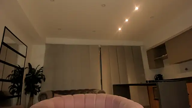 eva  s online show from December 17, 1:22 am