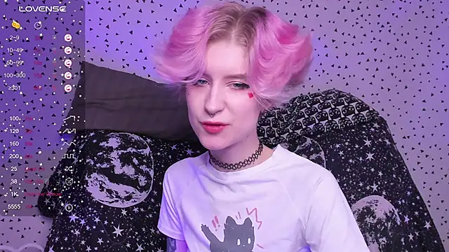 Angel Julles online show from April 19, 5:07 am