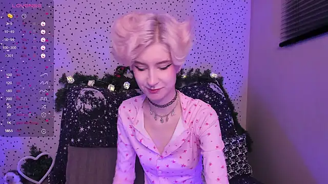 Angel Julles online show from December 20, 1:31 am