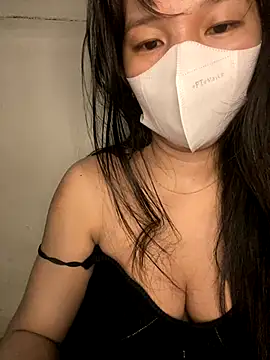 DAISSY69 online show from November 6, 6:14 pm