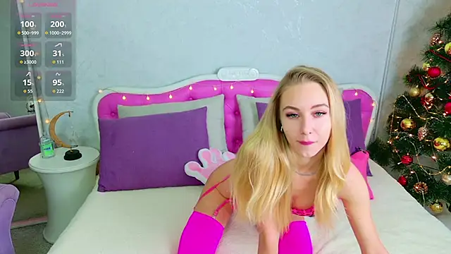 Barbie Kris   online show from December 17, 1:11 am