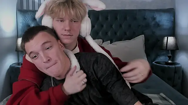 Kevin Derek online show from November 5, 2:11 pm