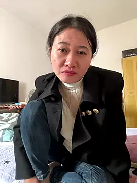 daaqnn online show from November 5, 1:44 am