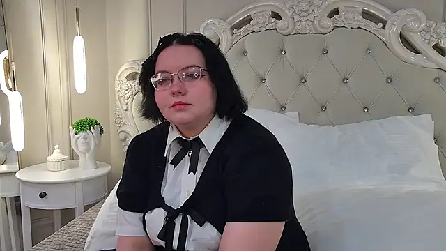 JennyBloom online show from November 22, 7:33 am