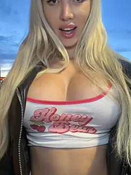 Lana-Grey online show from August 9, 7:28 pm