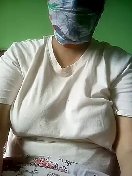 Tina 250 online show from March 13, 5:09 am