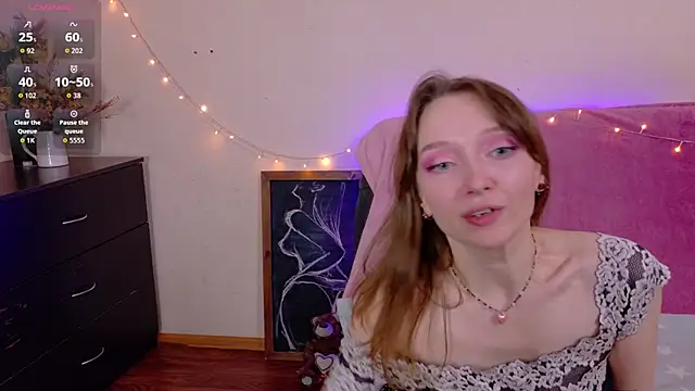 TinyMuse  online show from November 24, 6:48 am