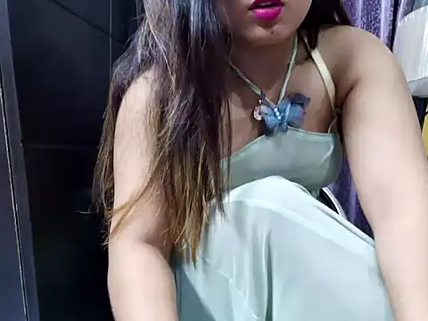 Angel-pune001 online show from April 5, 6:18 pm