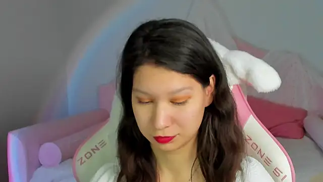 SaraDenars online show from November 27, 7:22 am