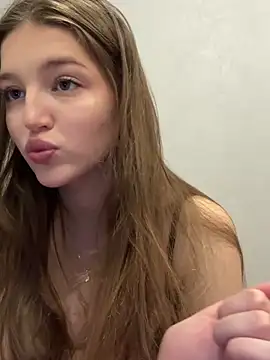 hopbunny online show from November 14, 7:14 pm