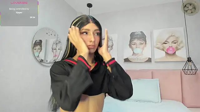 sensual skinny online show from November 6, 11:05 am