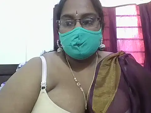 hootypriya online show from January 19, 11:39 am