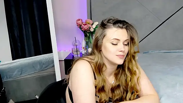 AnabeleBliss online show from June 4, 3:49 pm