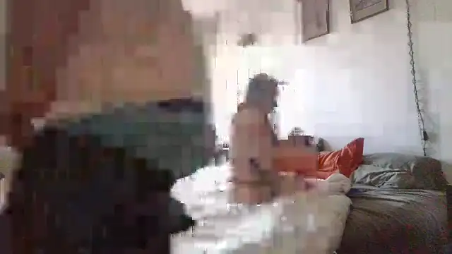 Redriddinghood8 online show from January 12, 3:39 pm