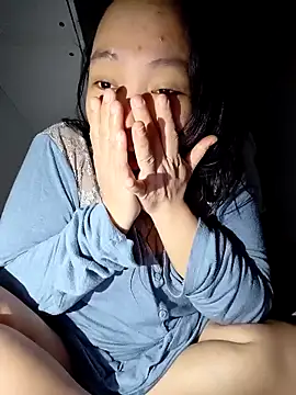 MyAssyWantsYou online show from March 16, 8:46 pm