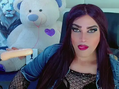 NharaBigCock online show from November 7, 8:25 pm