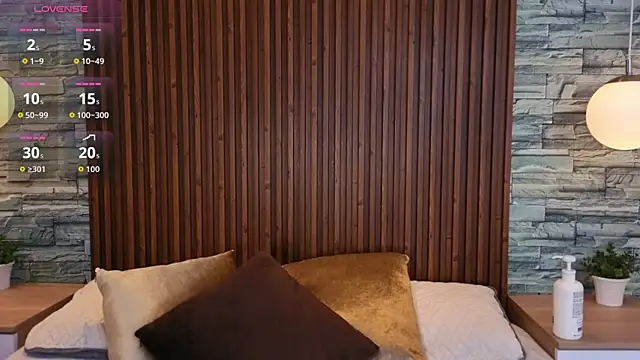 violett fowlerxx online show from April 17, 12:24 am