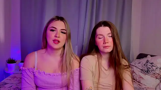 MelitaMoote online show from November 17, 8:26 am