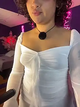  sarahRose online show from March 18, 4:39 am