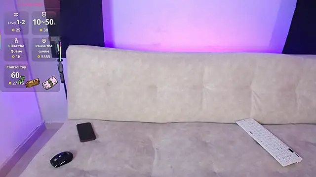 Mia Blair  online show from November 10, 1:06 pm