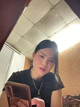 Beolulu online show from December 17, 1:37 pm